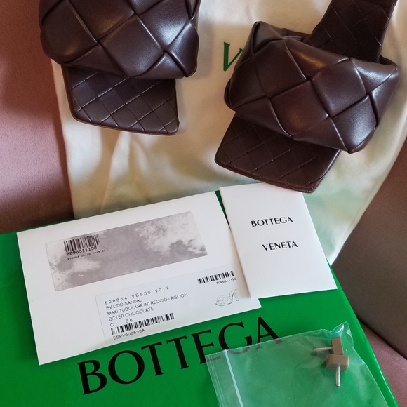 Authentic Bottega Veneta Lido Slides size 6/ IT 36 - Picture 3 of 7